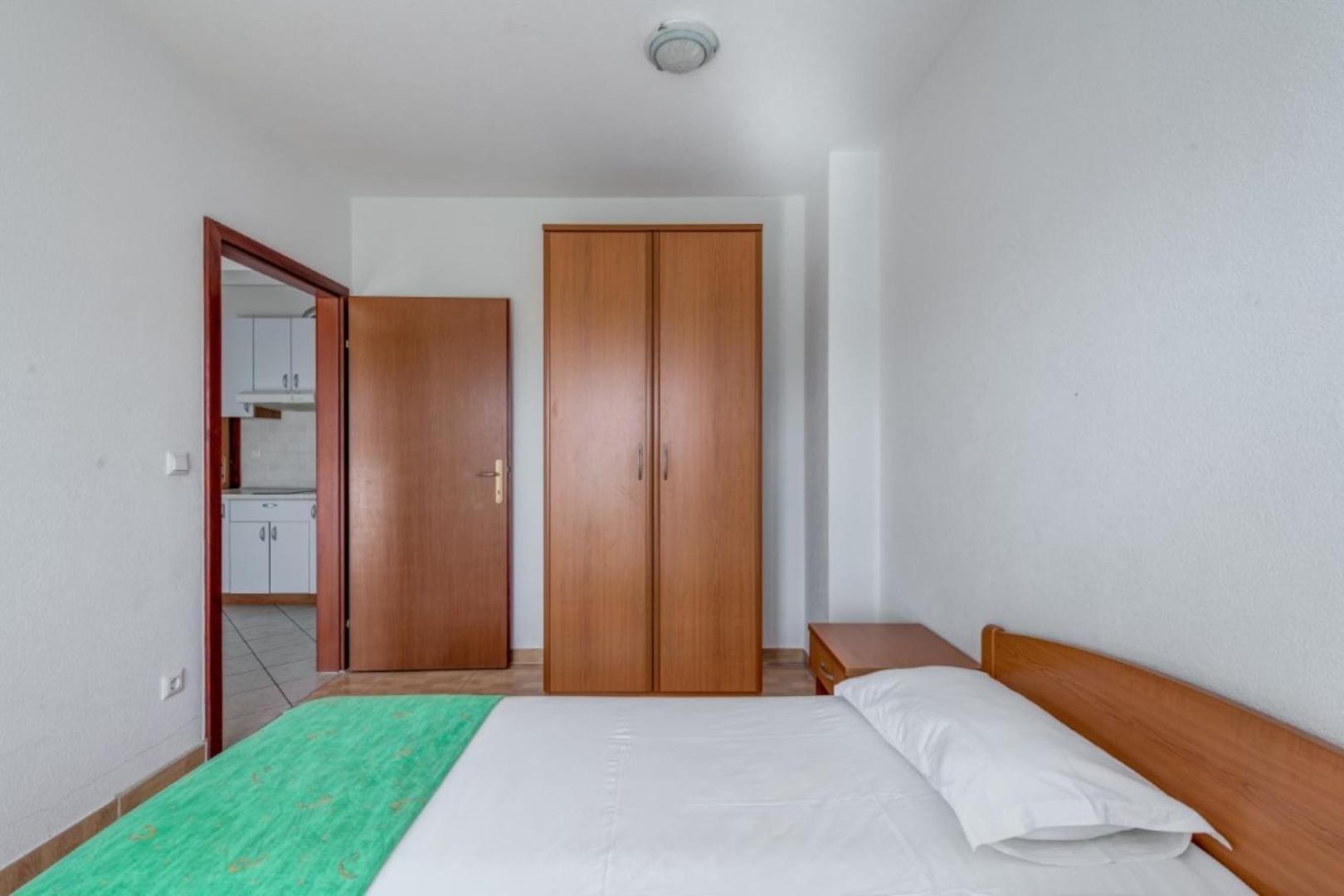 Ruza&Nikolina "1" Apartmani - Baška Voda Buitenkant foto