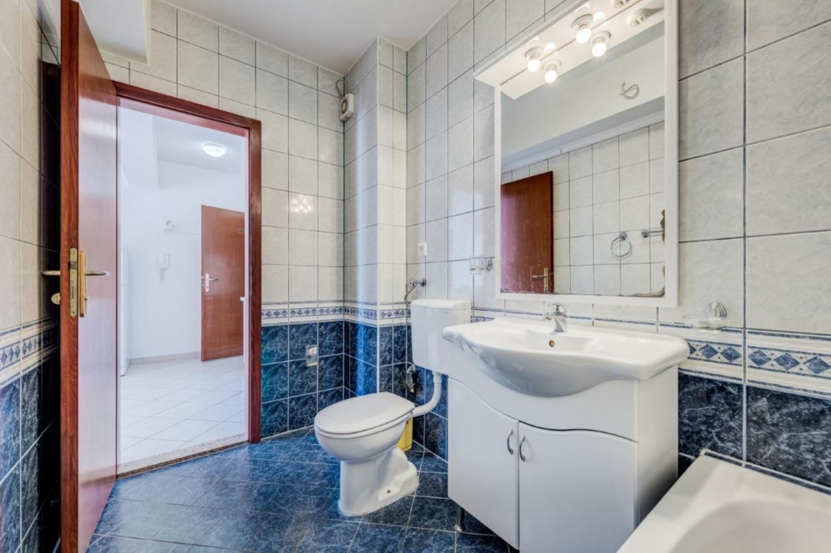 Ruza&Nikolina "1" Apartmani - Baška Voda Buitenkant foto